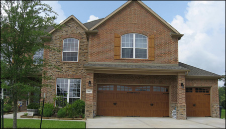 16 x 7, 8 x 7 GD1LP, Arch 1 w/grilles, Medium Oak Finish, optional decorative hardware